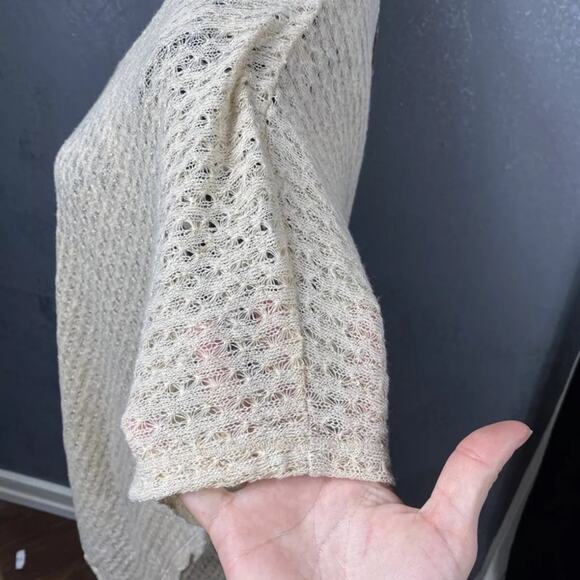 HelloNite natural chunky knit semi sheer oversized boxy split back top. size S - Picture 5 of 10